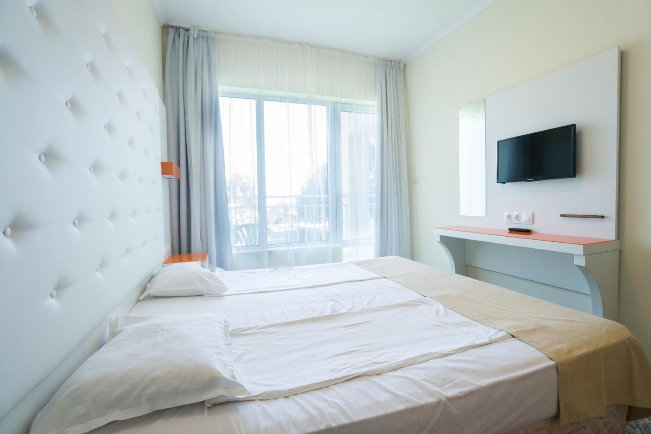 Hotel Perla Beach Club بريمورسكو المظهر الخارجي الصورة