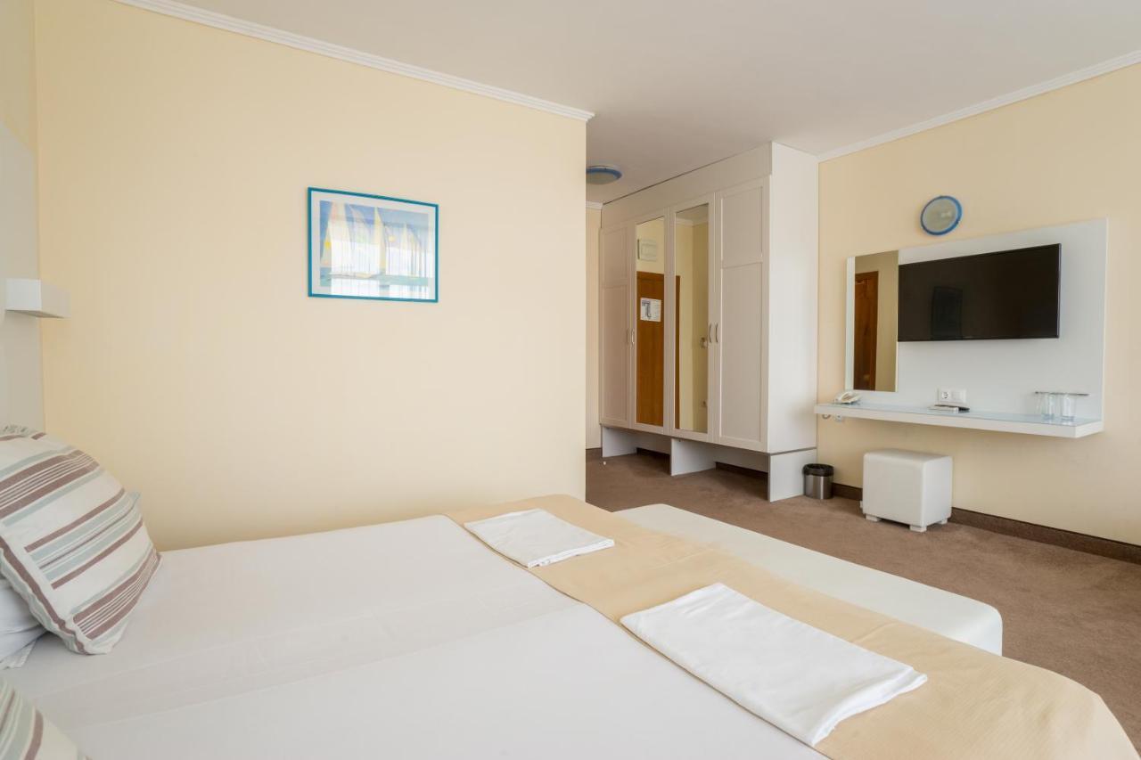 Hotel Perla Beach Club بريمورسكو المظهر الخارجي الصورة