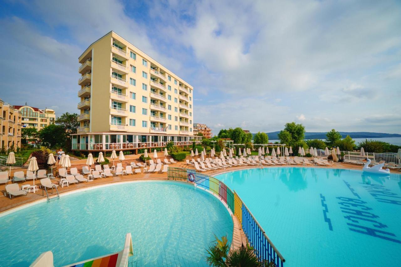 Hotel Perla Beach Club بريمورسكو المظهر الخارجي الصورة